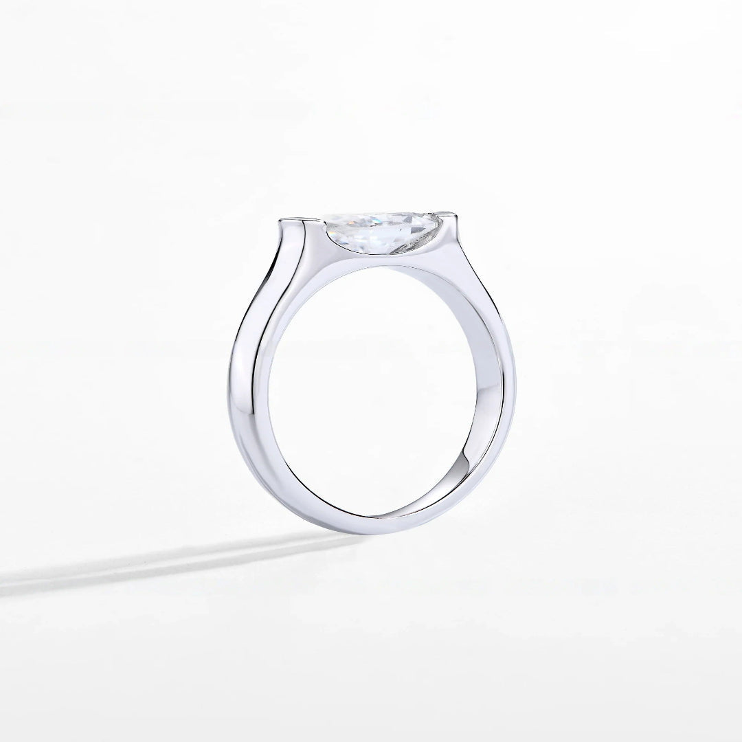 Elysia Marquise Light Ring