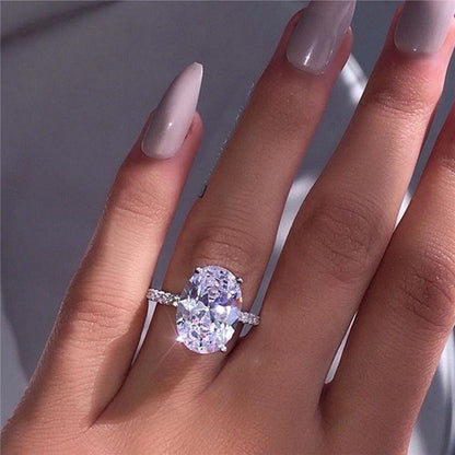 The Ivyial Oval Cut Ring