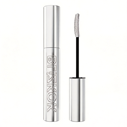 Extensionist Mascara, Lengthen and Curl Lashes to a New Level