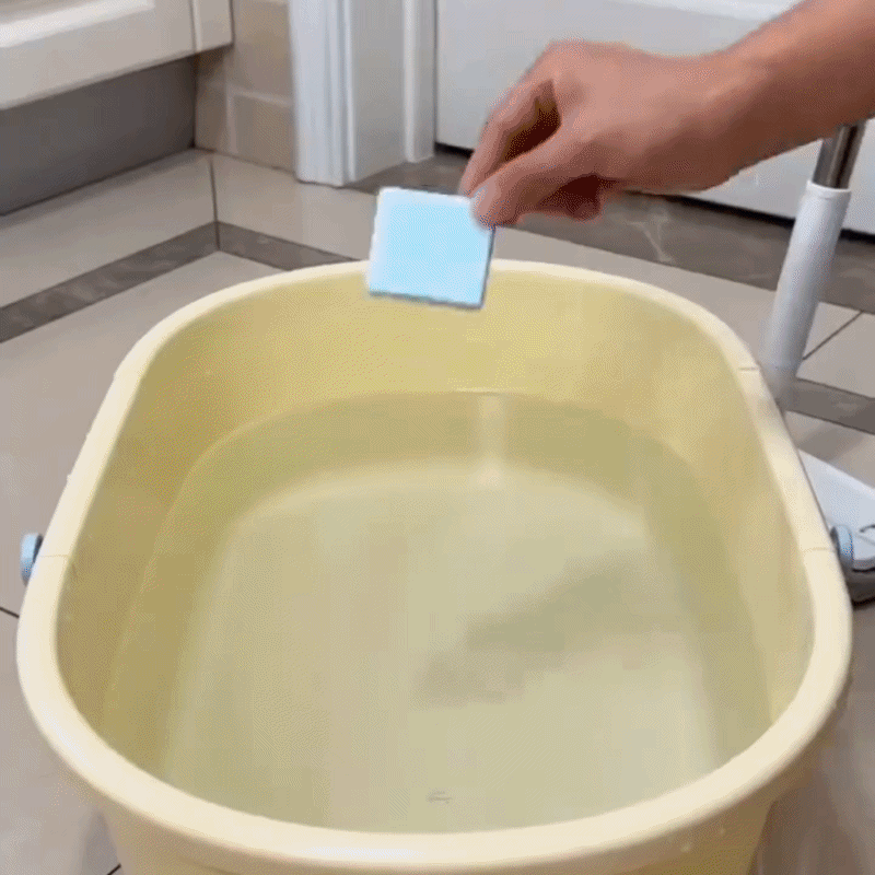 Floor cleaning result demonstration