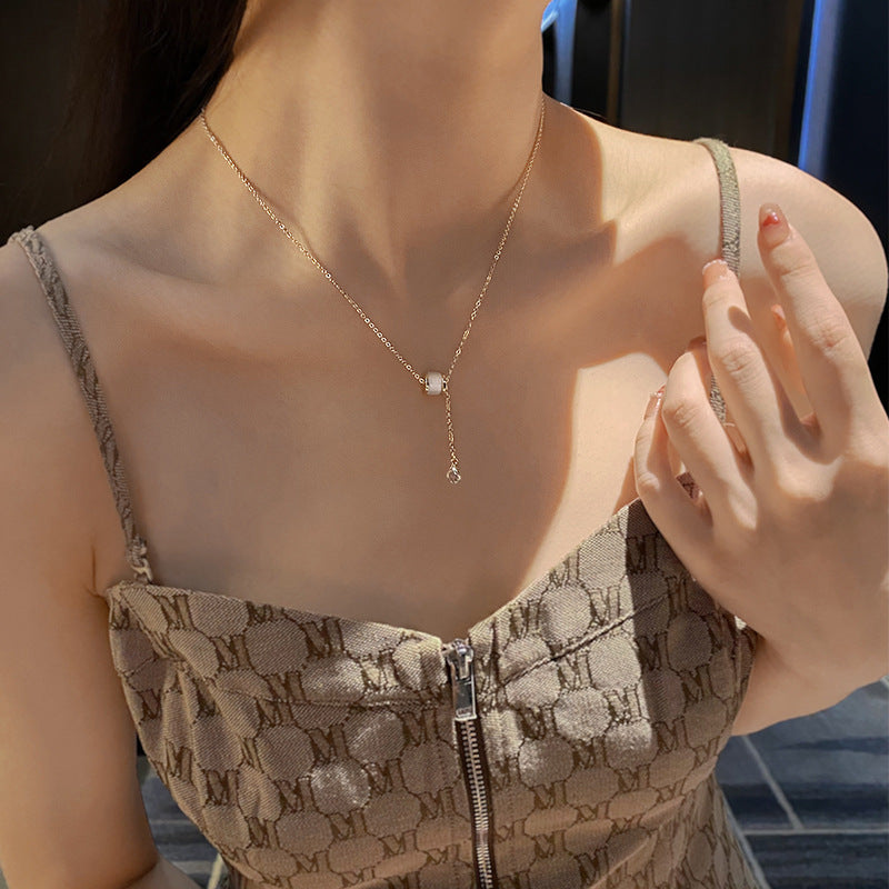 Lia Gold Clavicle Necklace