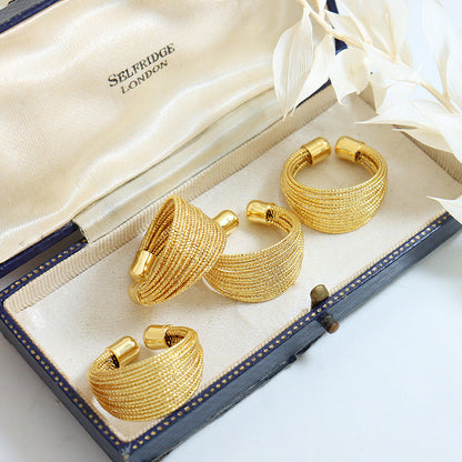 Vera Gold Open-Ended Ring