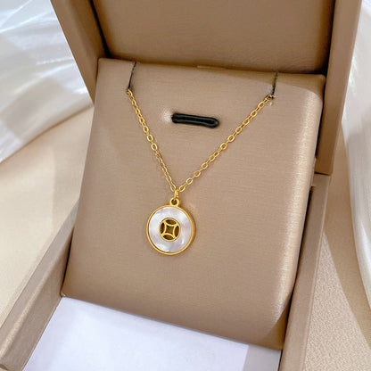 Luxor Gold Shell Pendant